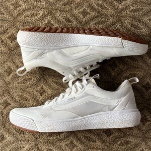 Vans Men's classic White Sneaker